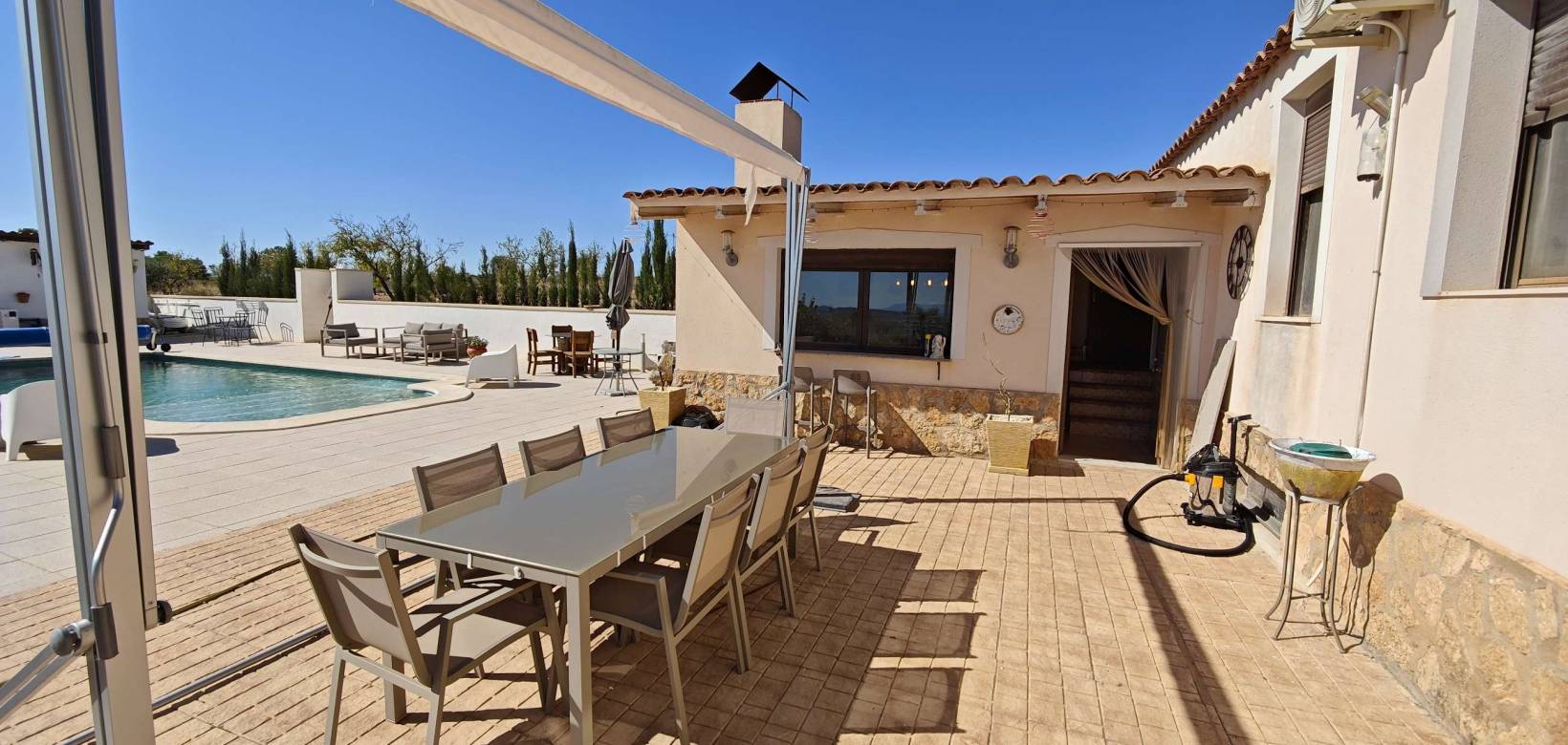 Wederverkoop - Villa - Pinoso - 