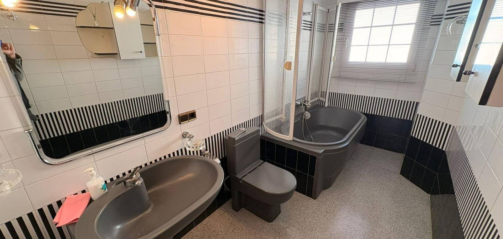 Wederverkoop - Villa - 