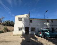 Wederverkoop - Village house -  - Monovar