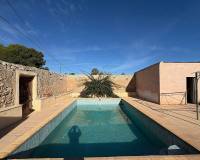 Wederverkoop - Village house -  - Monovar