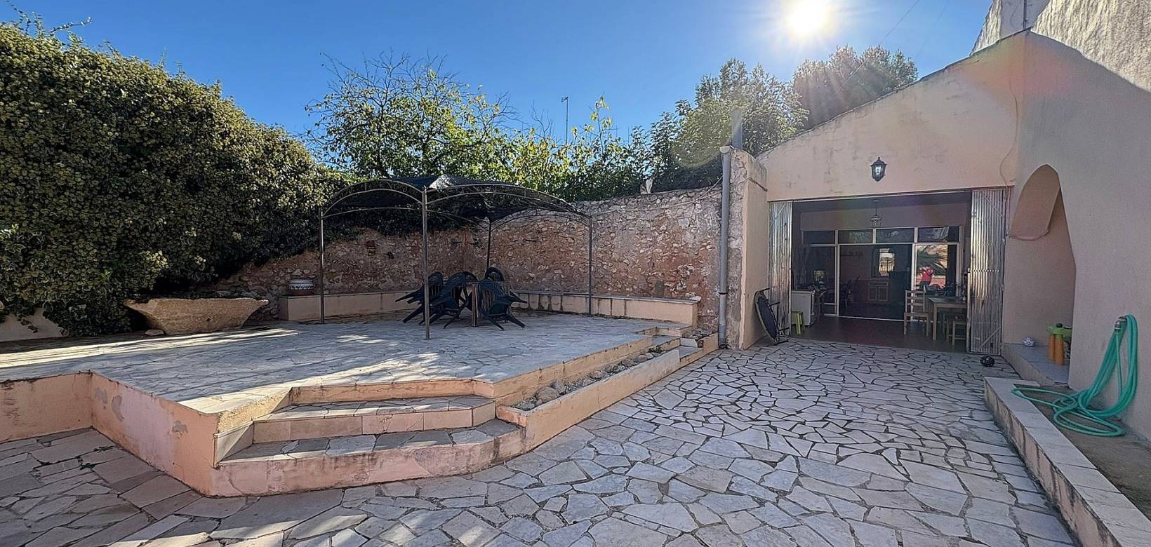 Wederverkoop - Village house -  - Monovar