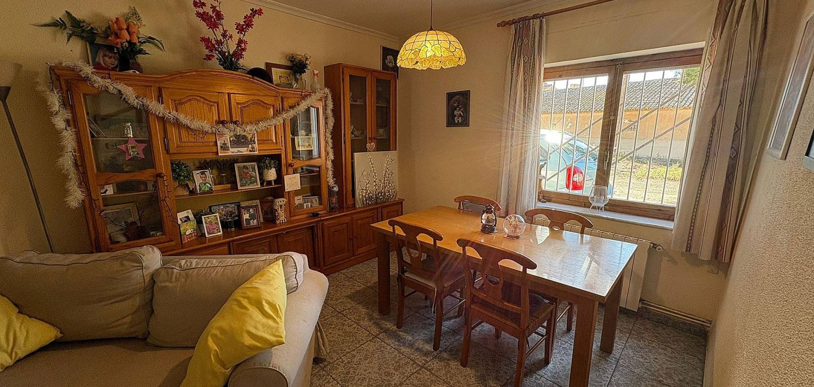 Wederverkoop - Village house -  - Monovar