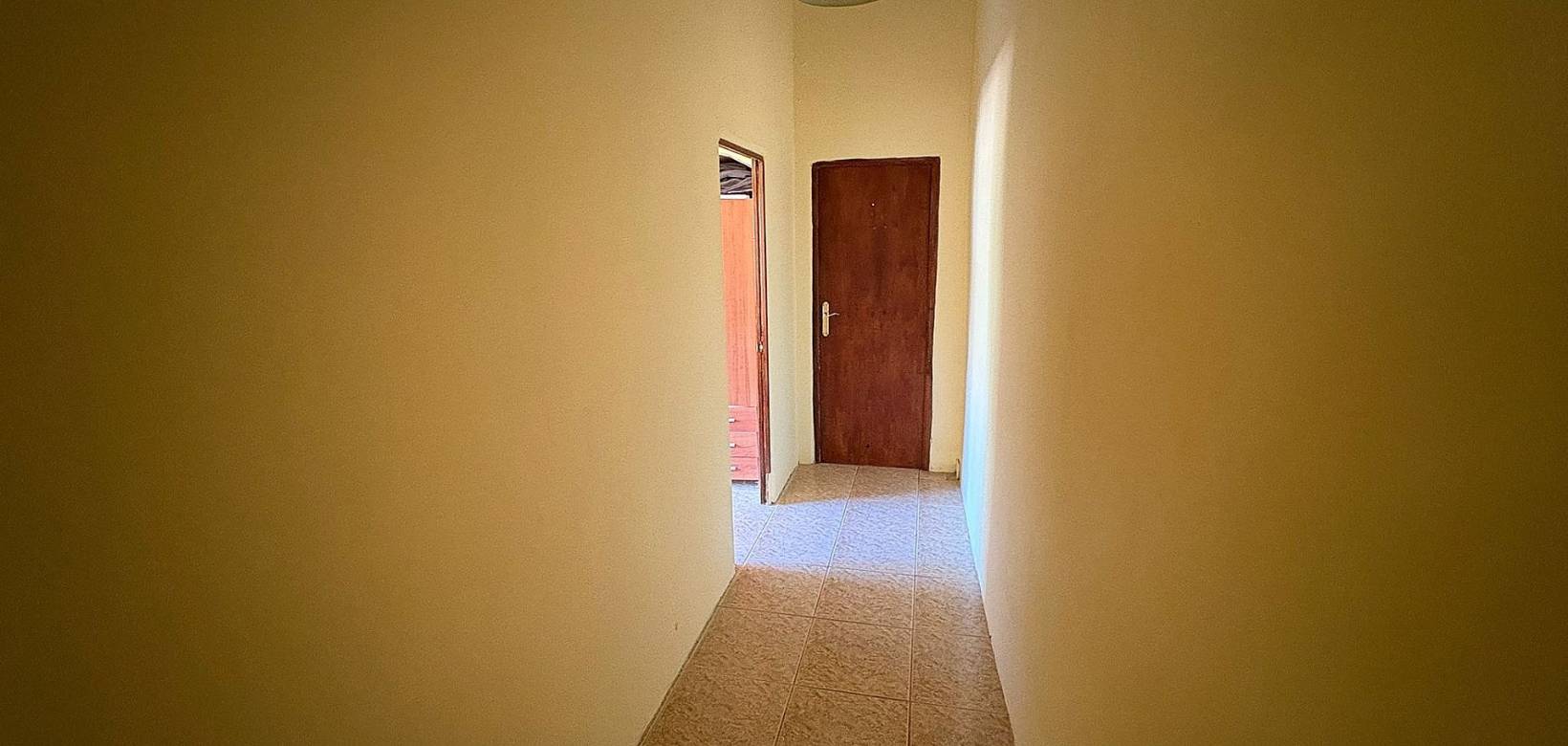 Wederverkoop - Village house -  - Monovar