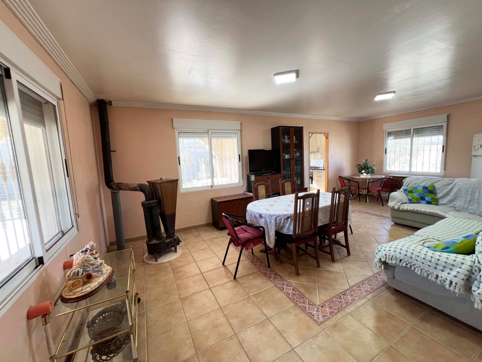 Vrijstaande villa te koop in Hondón de los Frailes