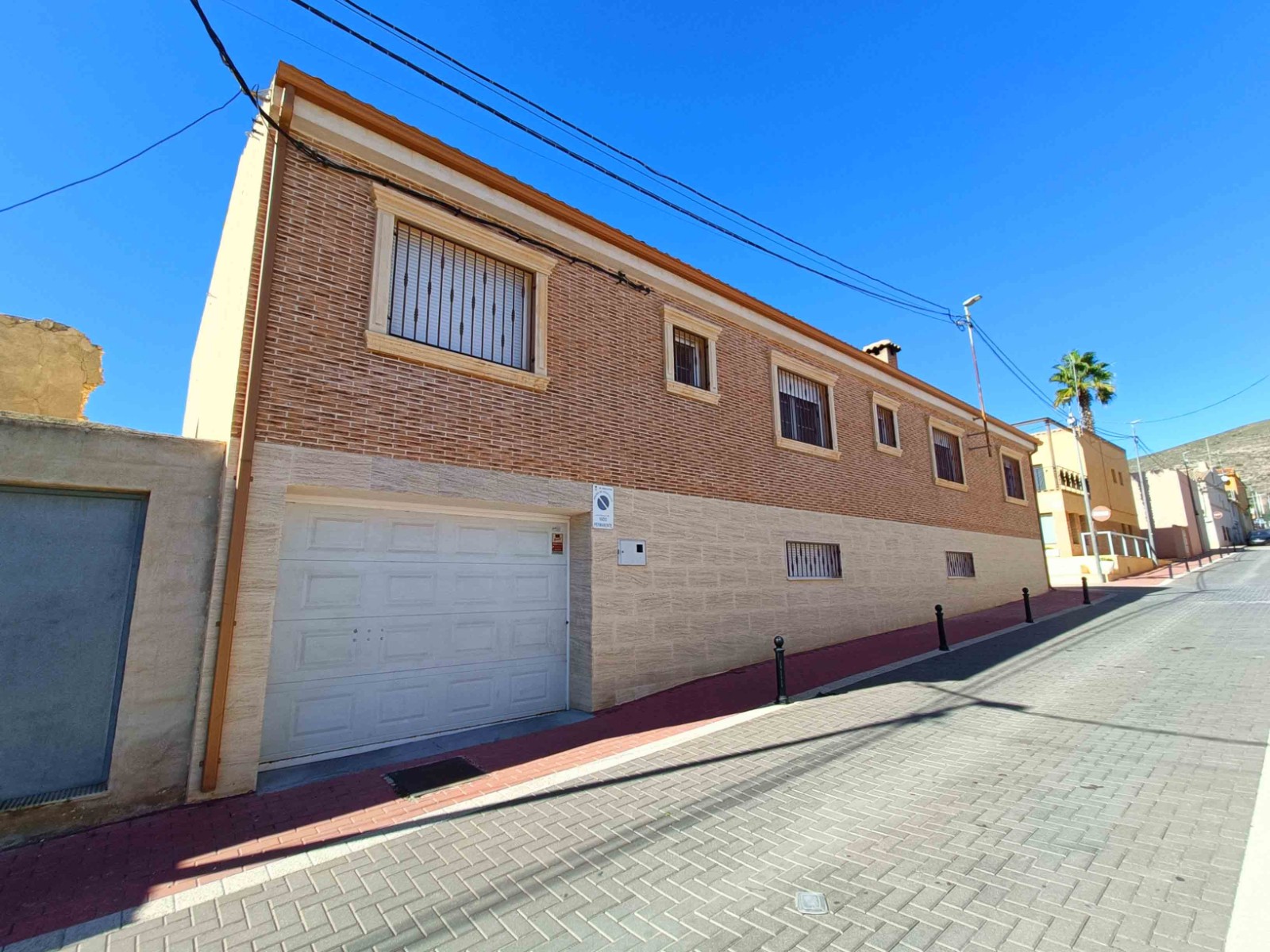 Stadswoning te koop in Hondón de los Frailes