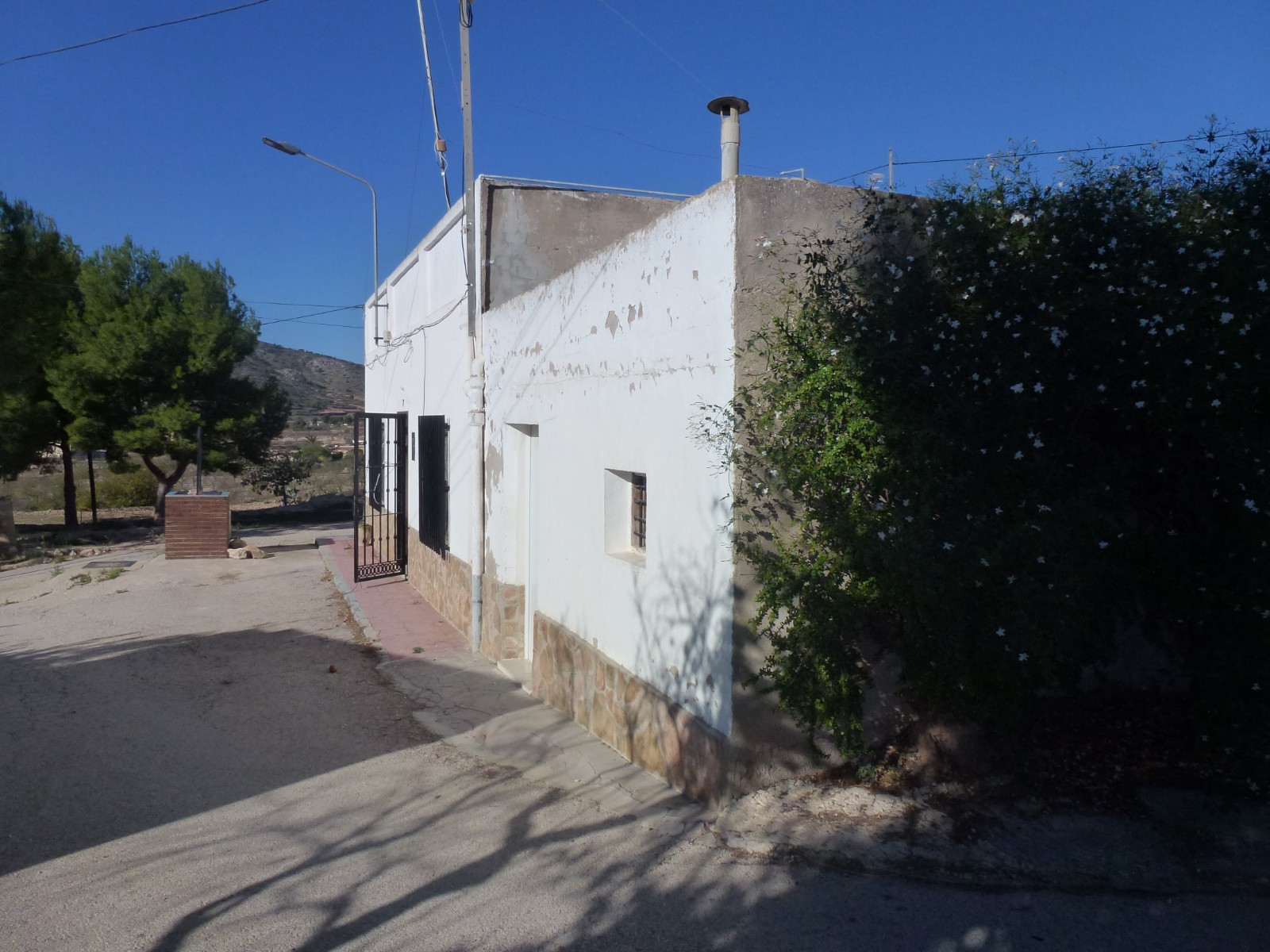 Cave House in Hondón de las Nieves - Resale in Alicante Dream Homes