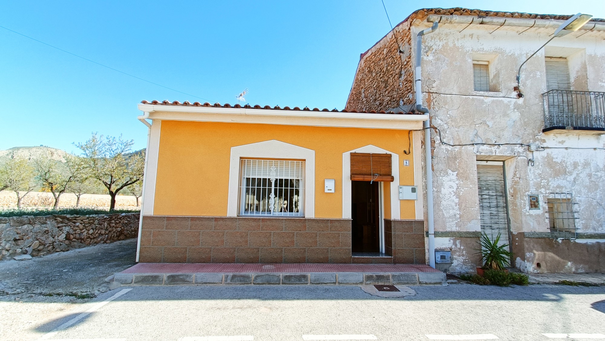 Townhouse in Hondón de los Frailes