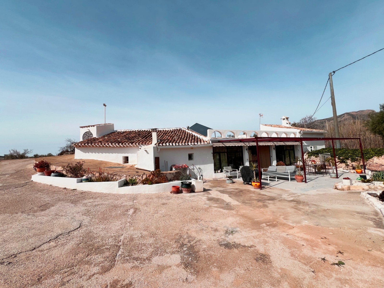 Cave house in La Canalosa