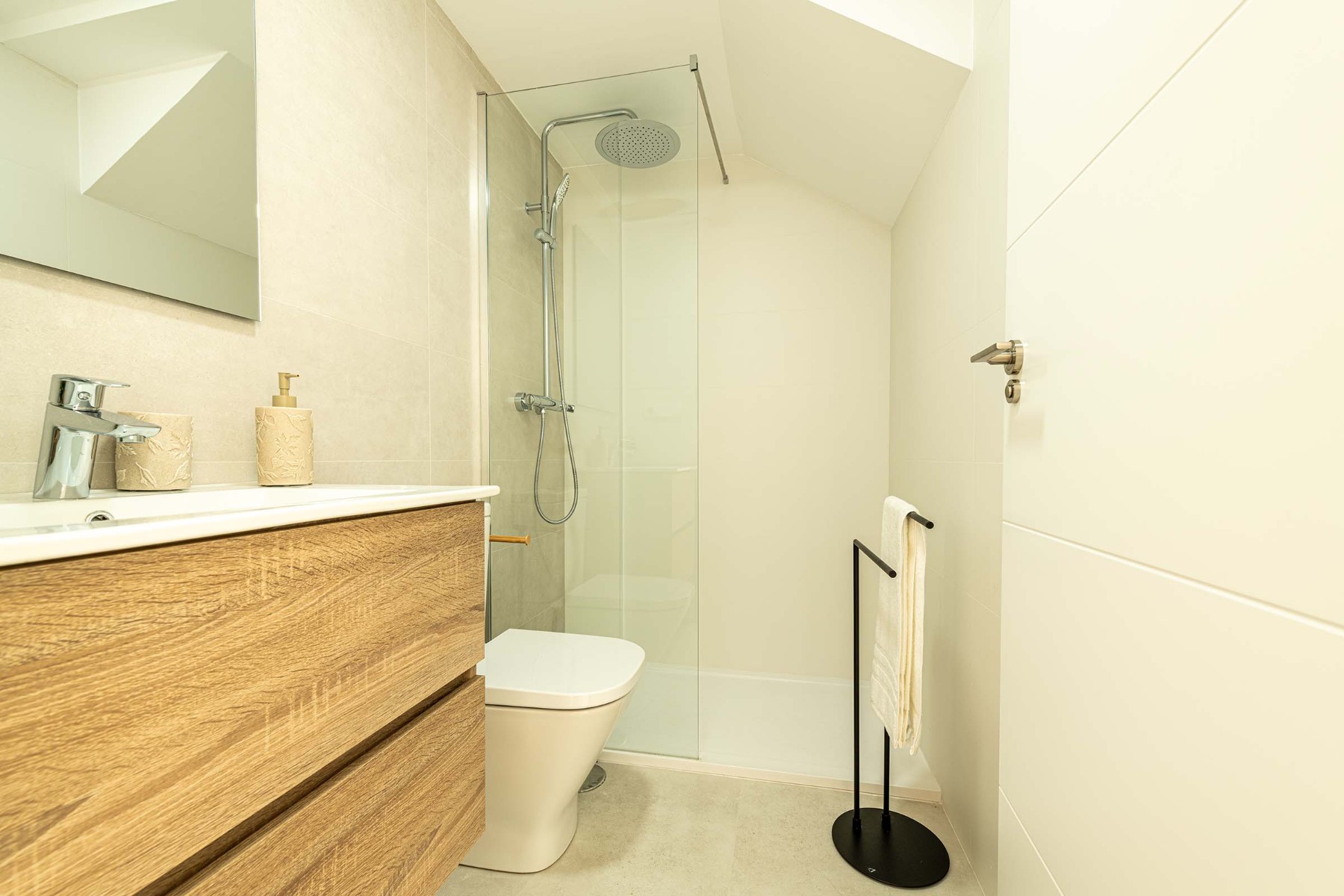 New Build Townhouse with 3 Bedrooms in Cox, Alicante with Pool