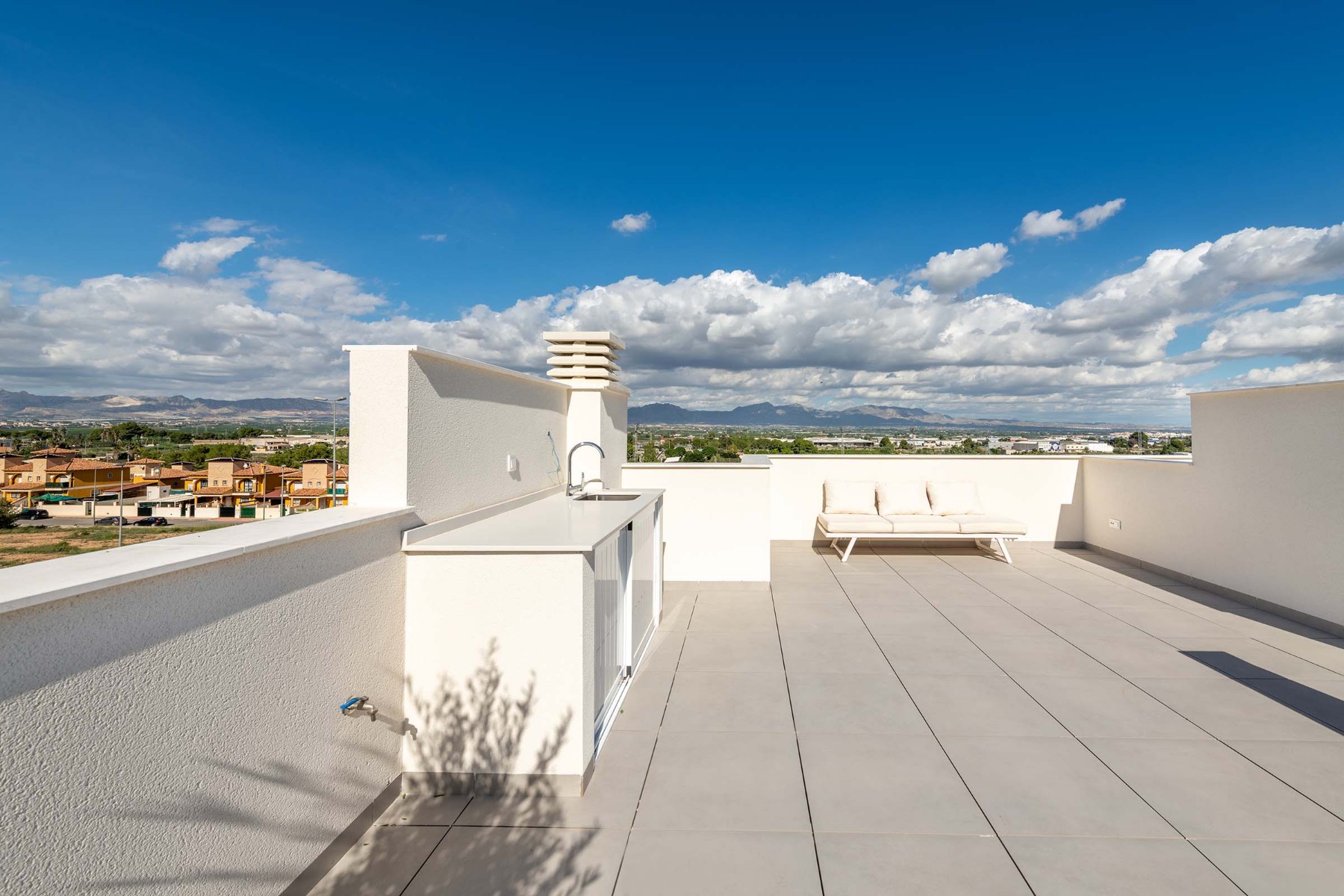 New Build Townhouse with 3 Bedrooms in Cox, Alicante with Pool