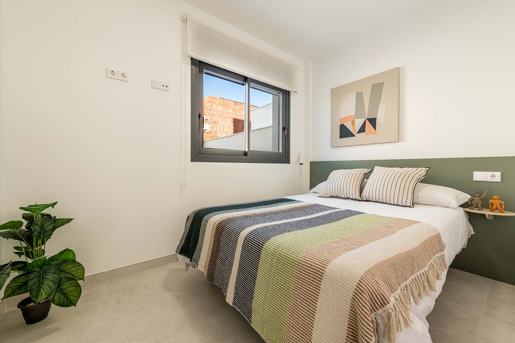 New Build Townhouse with 3 Bedrooms in Cox, Alicante with Pool
