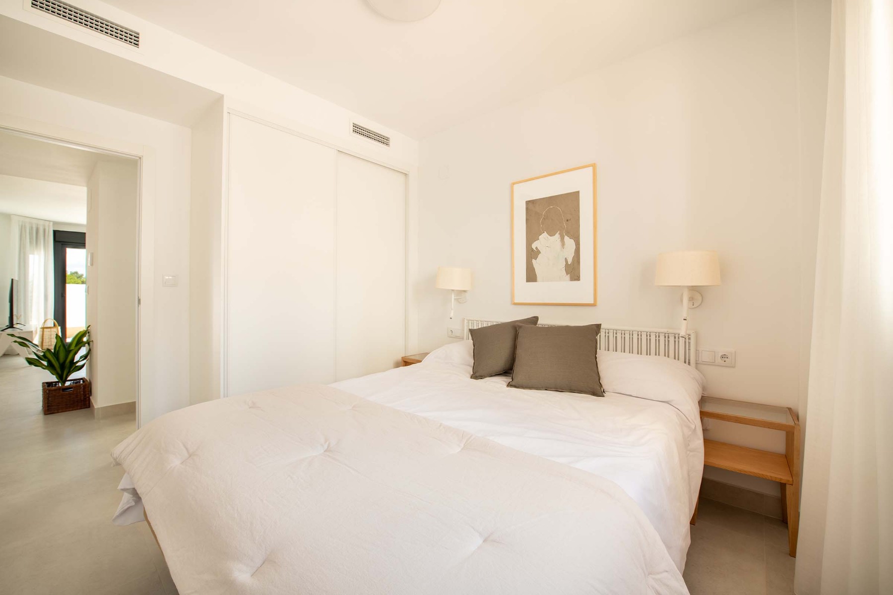 New Build Townhouse 3 Bedrooms Cox with Communal Pool