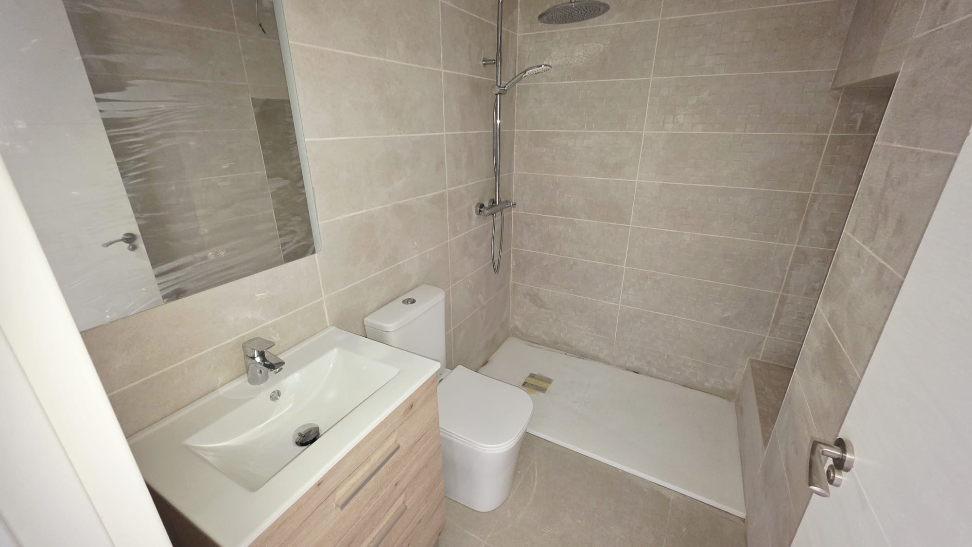 Townhouse 3 Bedrooms Pinoso With Fireplace
