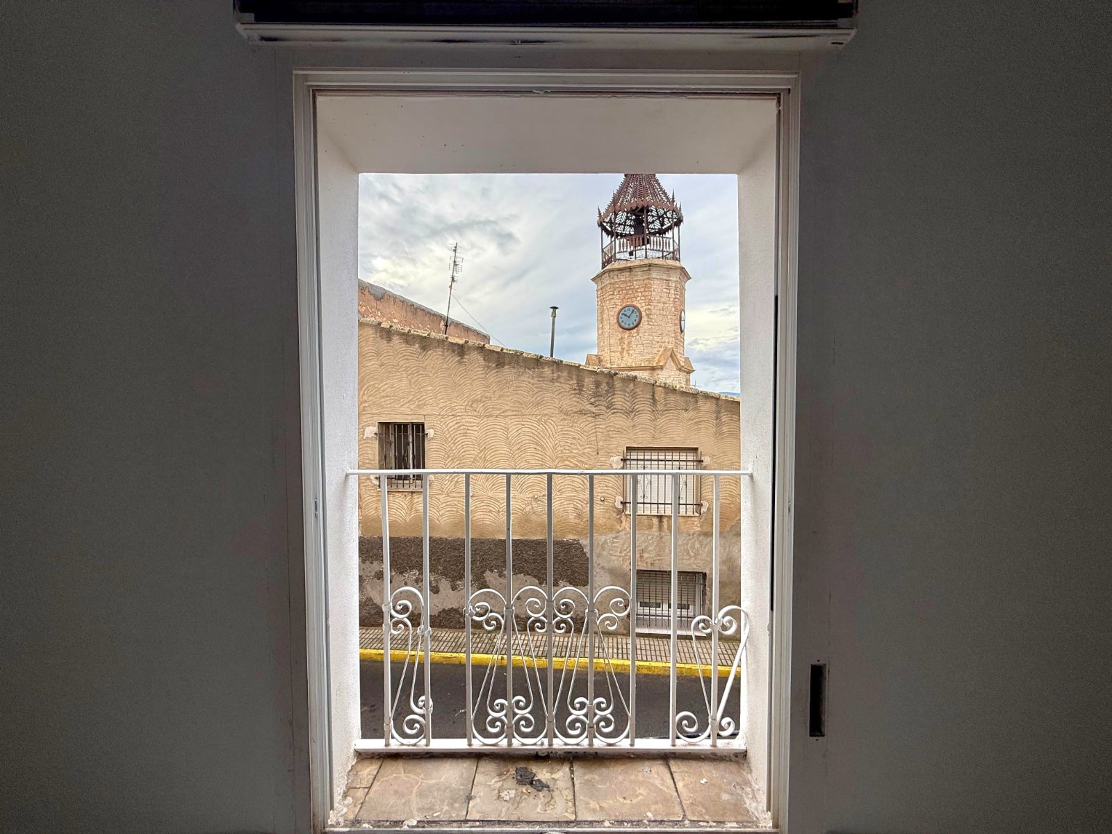 Townhouse 3 Bedrooms Pinoso With Fireplace