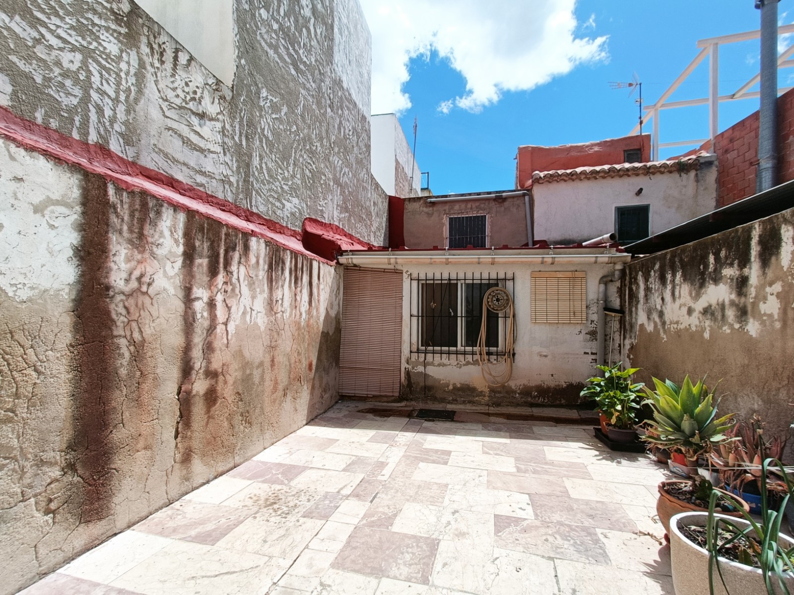 Townhouse with 4 Bedrooms in Hondón de los Frailes and Roof Terrace