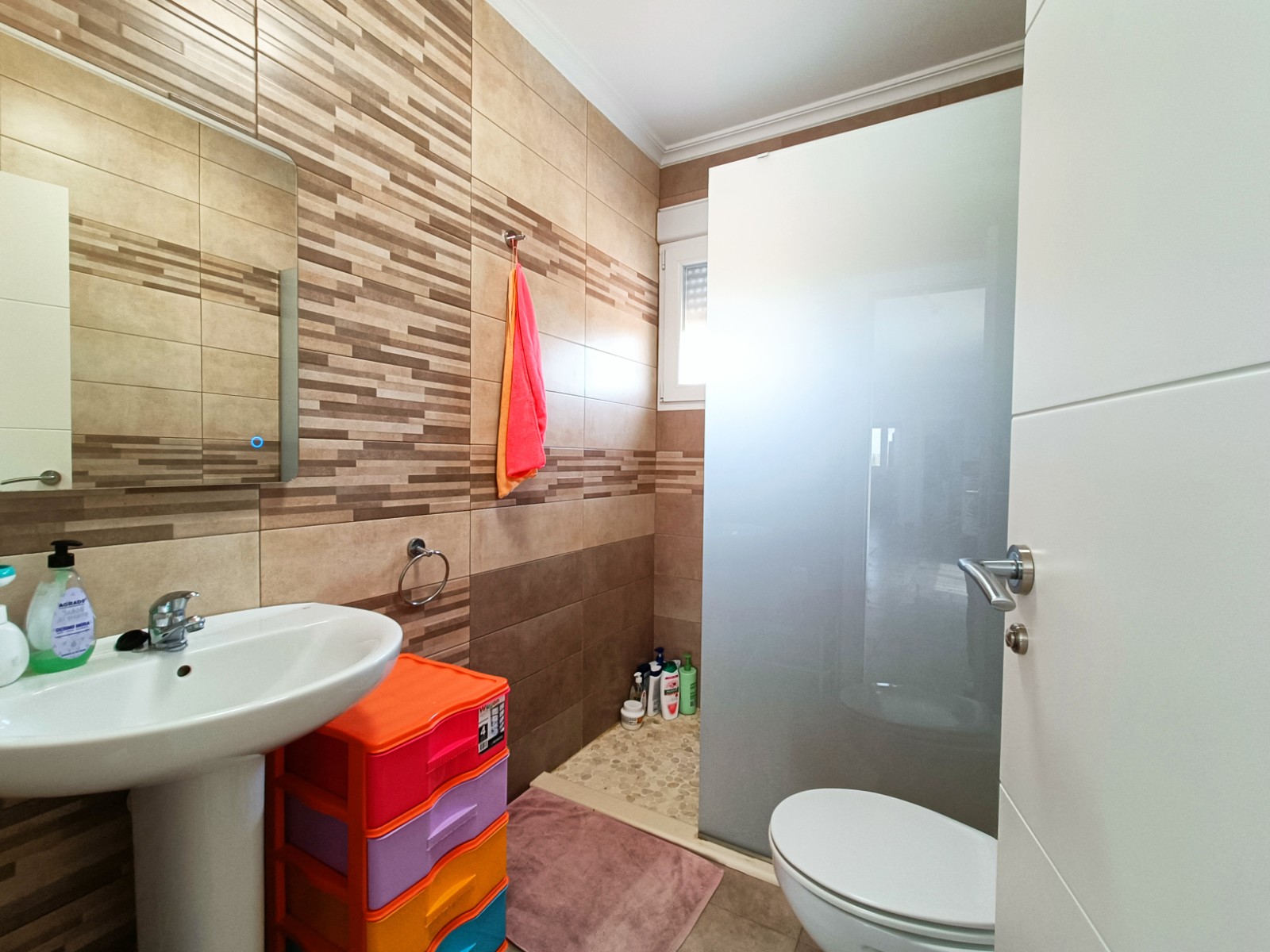 Villa, 4 Beds, Pinoso, Alicante with Large Private Plot
