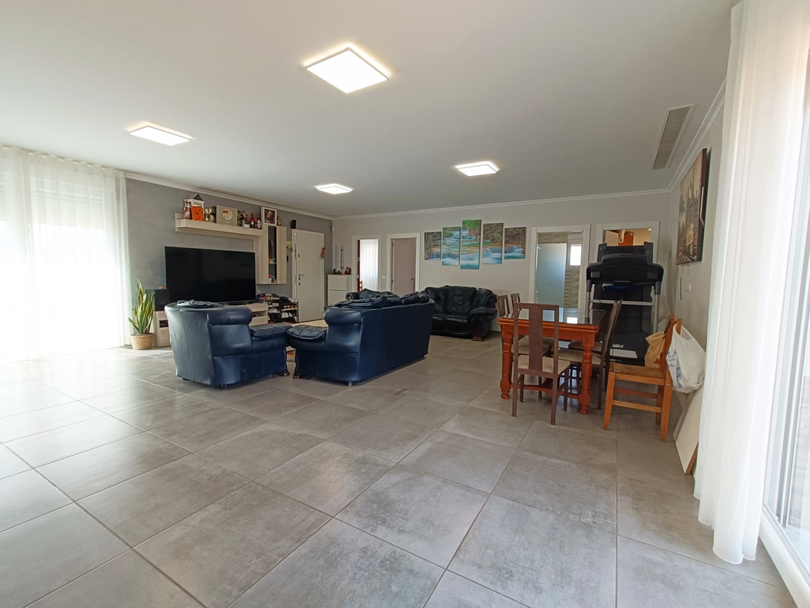 Villa, 4 Beds, Pinoso, Alicante with Large Private Plot