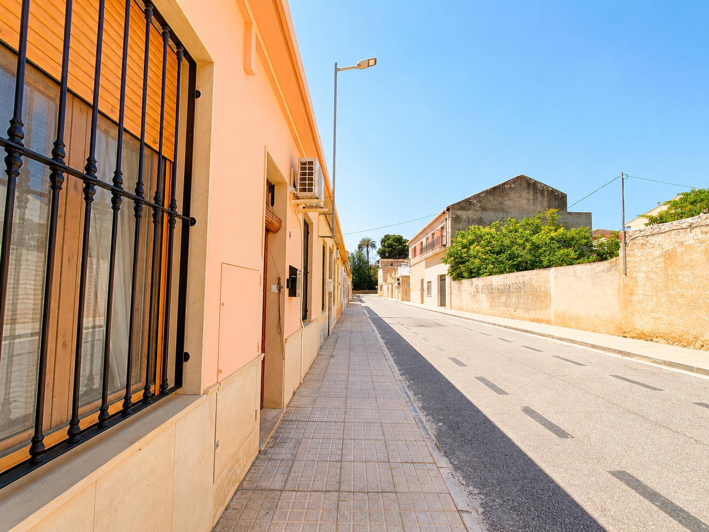 Townhouse 2 Bedrooms La Romana with Private Patio and Heating